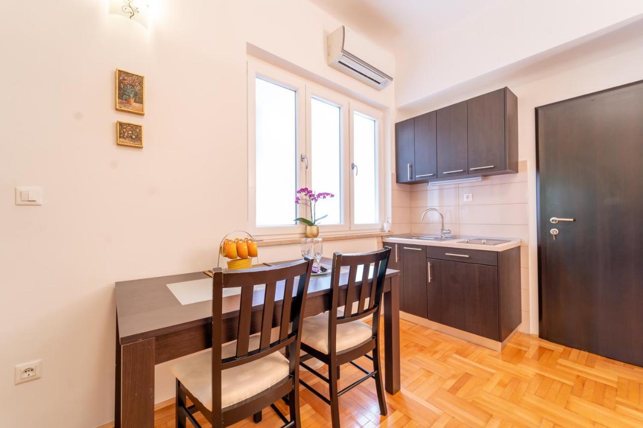 Apartament Naja