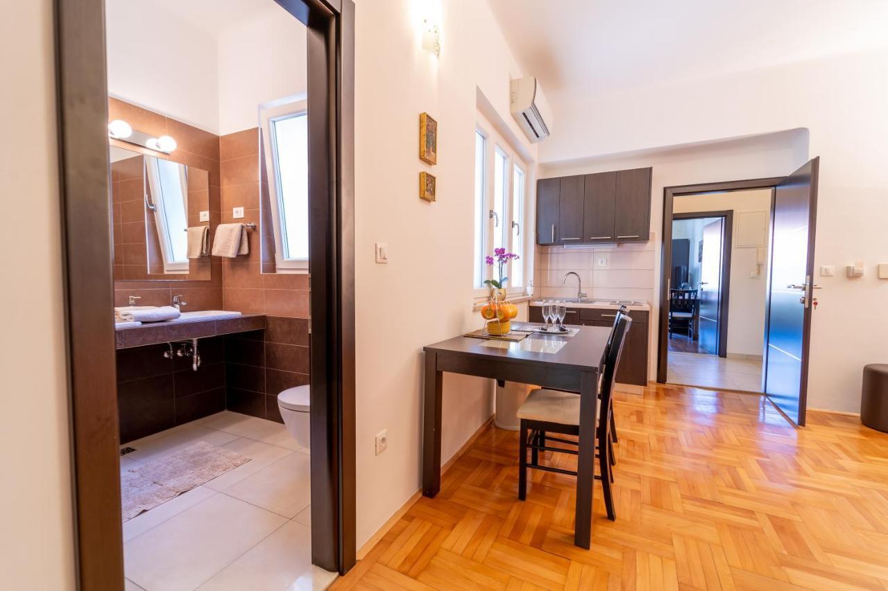 Apartament Naja